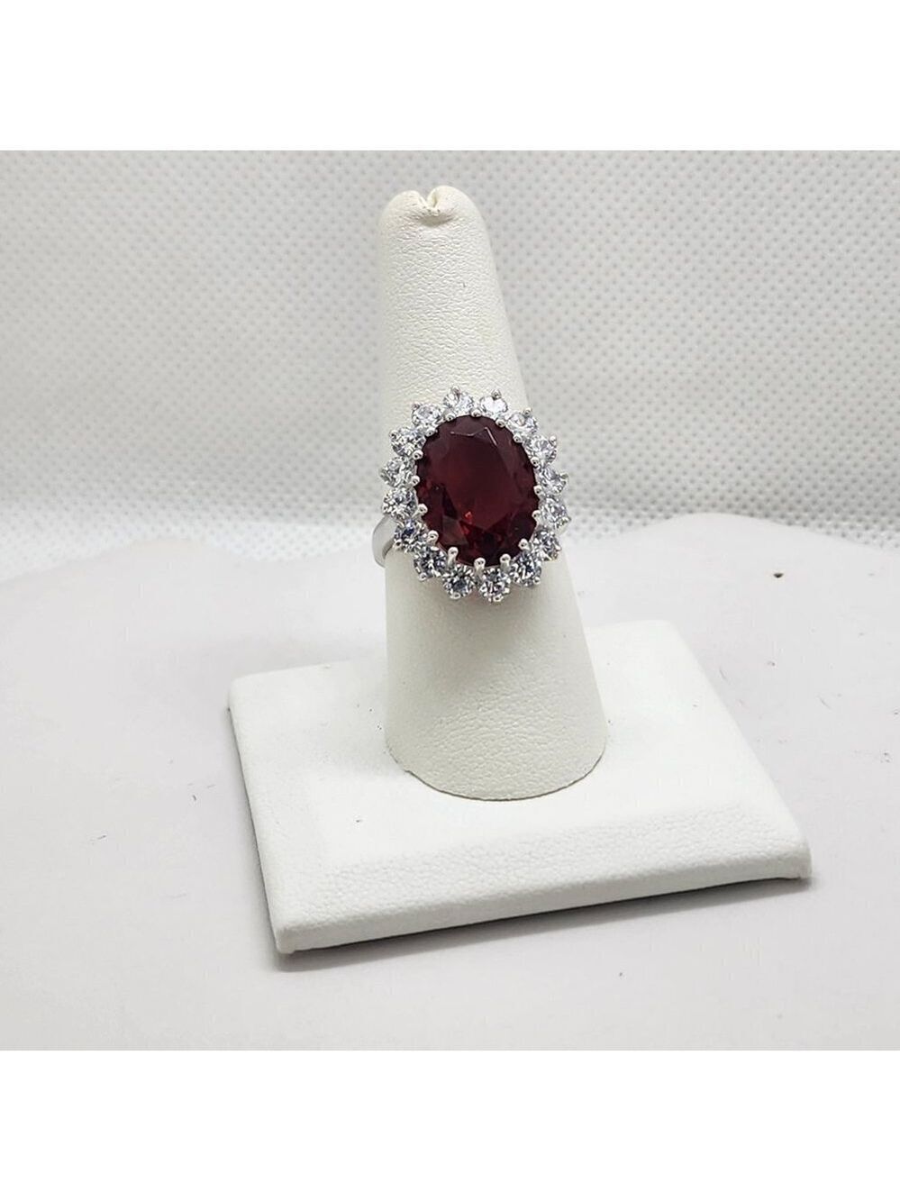 Brand New Sterling Silver 925 Red Gemstones Cz Stones Ring